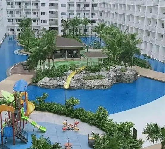 Shore D12 Near Airport- Sm Mall Of * Manila