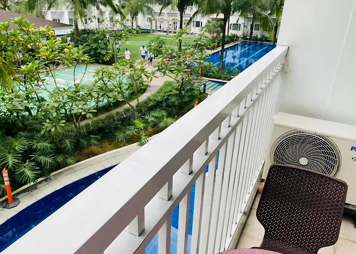 Shore D12 Near Airport- Sm Mall Of Apartment Manila